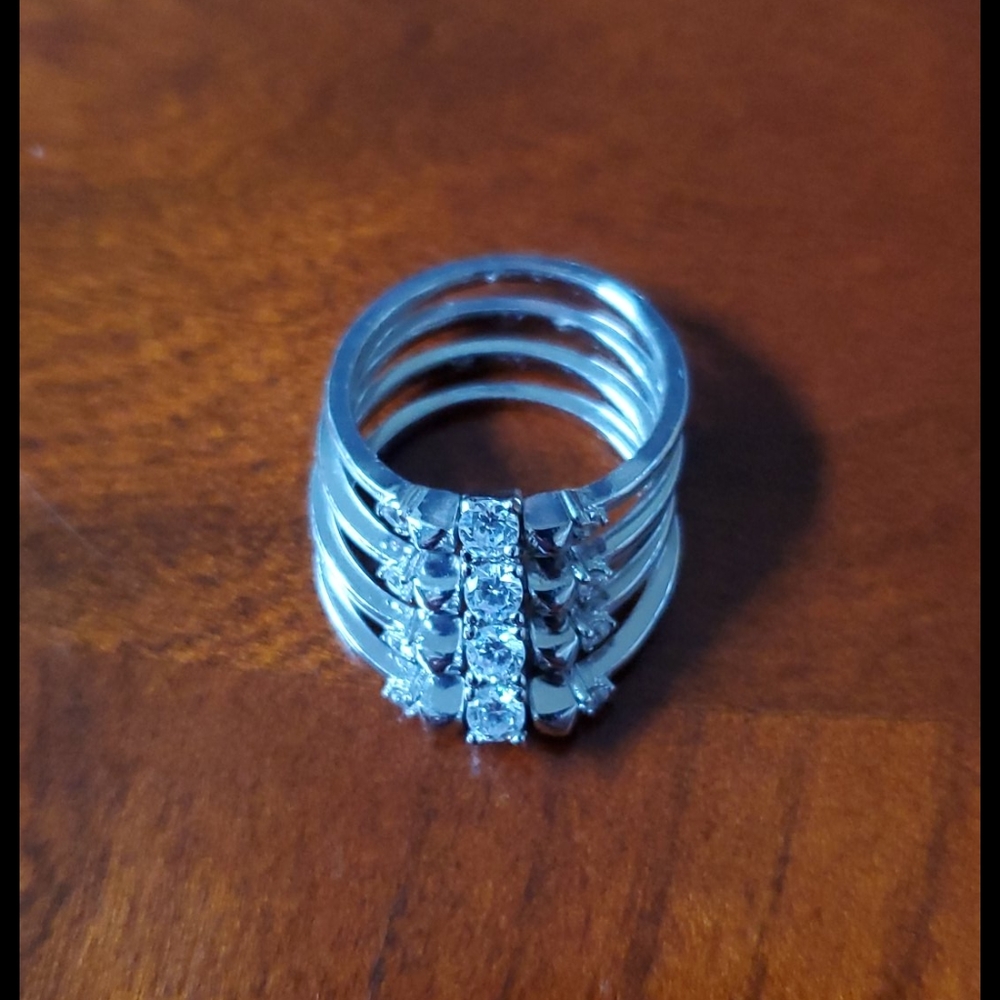 Costume diamond ring